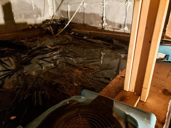 Cost of Crawlspace Water Cleanup in Sparks